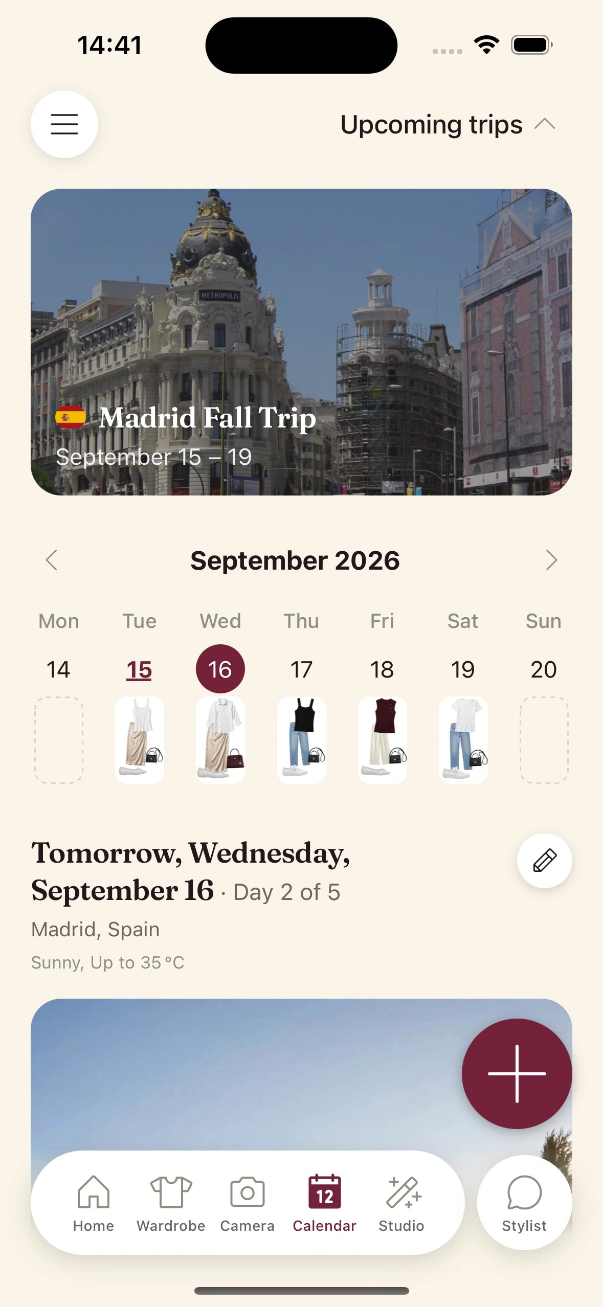 A weekly calendar with an outfit pinned to each event
